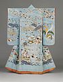 Furisode. Décor faisant allusion à la pièce de nô « Kikujidô », fin XVIIIe -début XIXe siècle, LACMA.