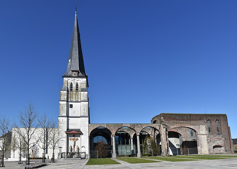 File:Waarschoot Sint-Ghislenuskerk erfgoed 33247 24-03-2019 14-46-021.jpg