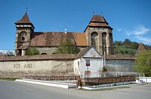 Ansamblul bisericii evanghelice fortificate, sat Valea Viilor; comuna Valea Viilor, județul Sibiu (foto: aprilie 2014)