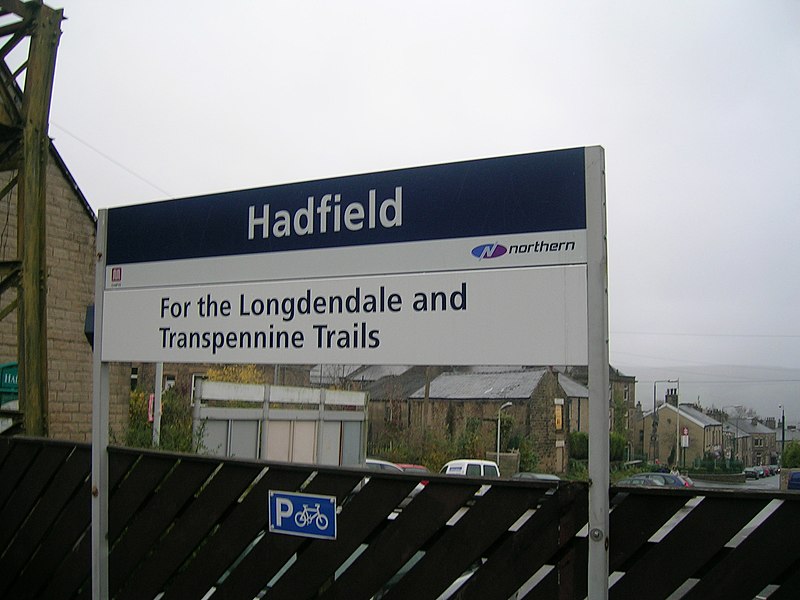 File:GMPTE - Hadfield Railway Station, November 2007 - panoramio.jpg