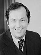 Sen. Bill Bradley (NJ) (1).jpg