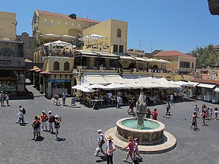 Hippokratous Square