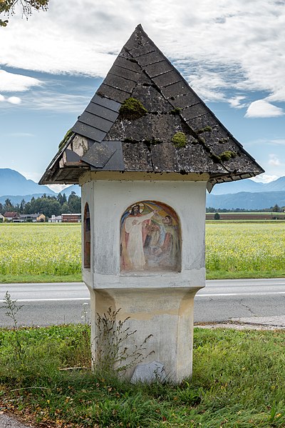 File:Magdalensberg St. Thomas Görtschitztal Straße Bildstock N-Ansicht 04102019 7196.jpg