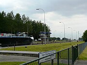 Sluis en brugwachterswoning vanaf het zuiden