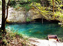 La source bleue de Val-de-Cusance.