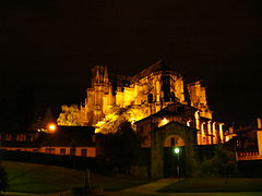 La catedral de noche