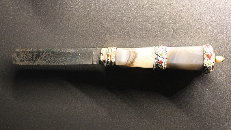 File:Circumcision knife (forgery).jpg