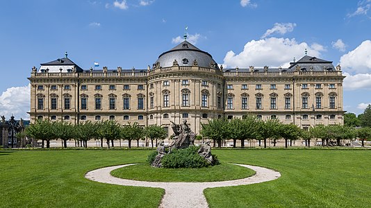 2. Platz: Südfassade der Residenz Würzburg Foto: DXR