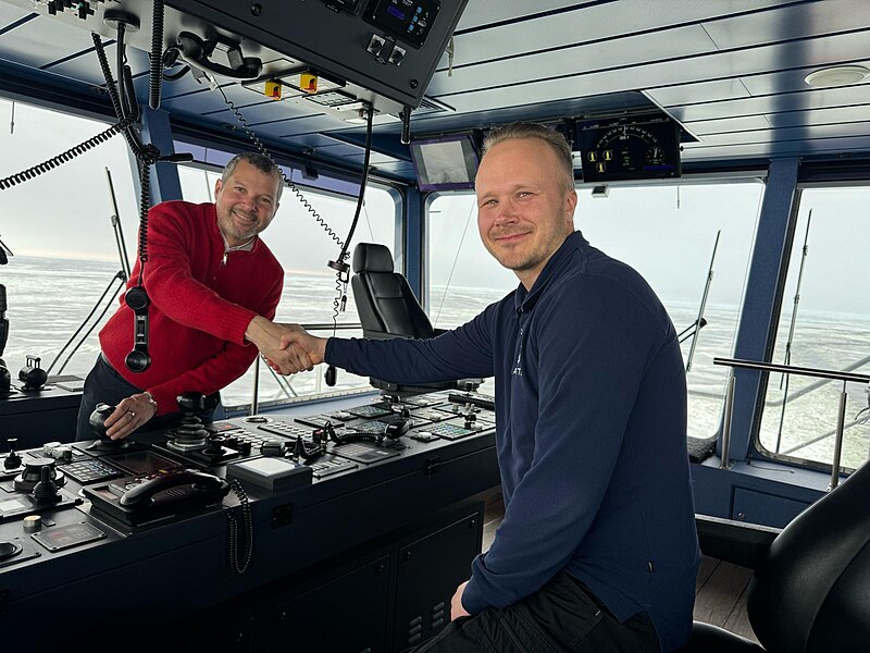 File:IMO Secretary-General Arsenio Dominguez on board the Polaris icebreaker in the Gulf of Bothnia on 1 March 2024 - 5.jpg