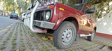 Lada Niva 10.jpg