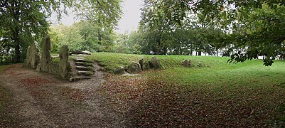 Side view of Wayland's Smithy Long Barrow.