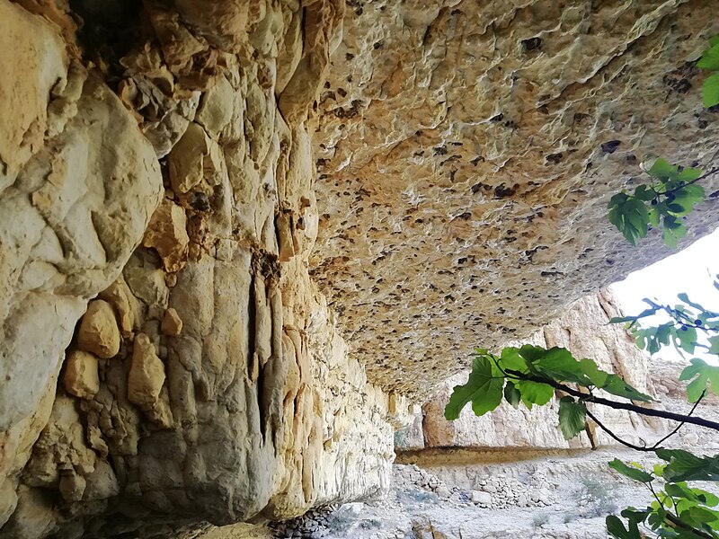 File:A l'intérieur des montagnes de Seldja à Metlaoui 01.jpg