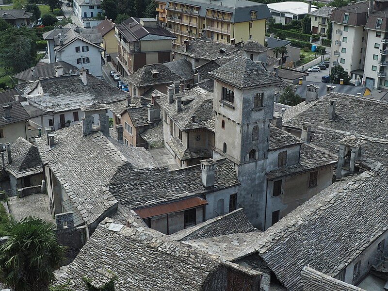 File:Vogogna paese 2.jpg