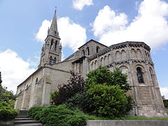 Église Saint-Pierre.