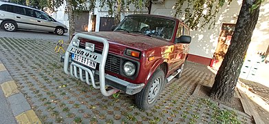 Lada Niva 8.jpg