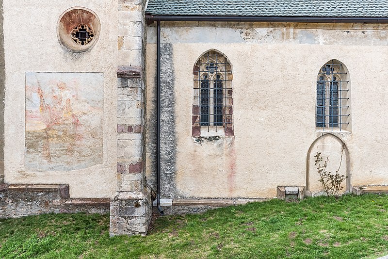 File:Magdalensberg Filialkirche hll. Helena und Maria Magdalena südl. Außenwand 15042022 2483.jpg