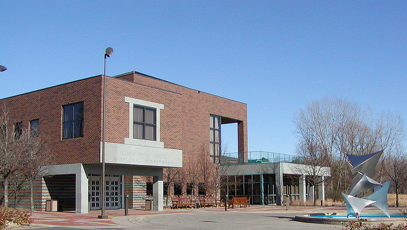 File:MinnCommCtr.jpg