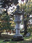 春日灯籠（旧池田氏庭園・秋田県大仙市）。