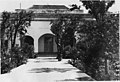 The interior courtyard garden of the main palace (1916)