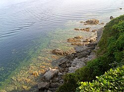 小長山島の小水口海岸