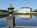 Vue du jardin et de la pièce d'eau