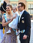 Kronprinsessan bär drottning Josefinas diamant corsage.