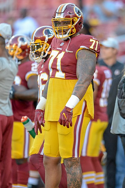 File:Trent Williams (50121723047).jpg