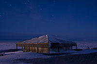 Discovery Hut at twilight. Author: Mounterebus