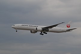 JA738J (18615392240).jpg