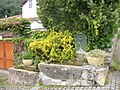 Fontaine d'eau potable et abreuvoir.