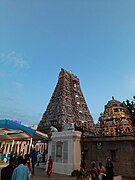 கபாலீஸ்வரர் கோயில் கோபுரம்.jpg