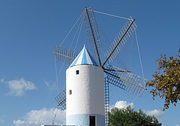 Molino de Arriba, en San Luis (Baleares).jpg