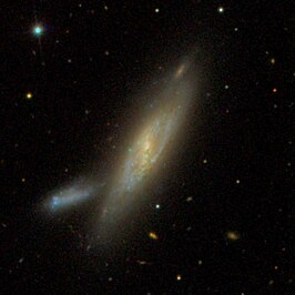 NGC 3769A (linksonder)