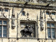 Hôtel de ville de Compiègne.[14]​