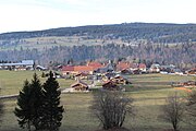 Vue d'Entre-les-Fourgs en été.