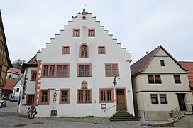 Wipfeld, Marktplatz 2-001.jpg