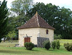 L'ancien pigeonnier de la Bigotie.