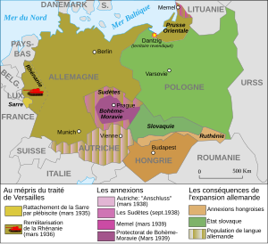 Carte relatant les différentes expansions territoriales allemande après l'accession d'Hitler au pouvoir. On y détaille l'annexion progressive des Sudètes et de la Bohême Moravie, la conquête de la Pologne et celle réalisé par les hongrois de certains territoires tchécoslovaques, ainsi que la remilitarisation de la Rhénanie, le rattachement de la Sarre et de L'Autriche au Reich.