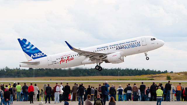 A320 Enhanced (A320E) prototype (F-WWIQ) with sharklets