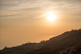 Sunset on the Sea of Azov, Taganrog Bay, Merzhanovo, Russia.jpg