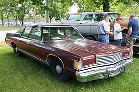 Dodge Monaco