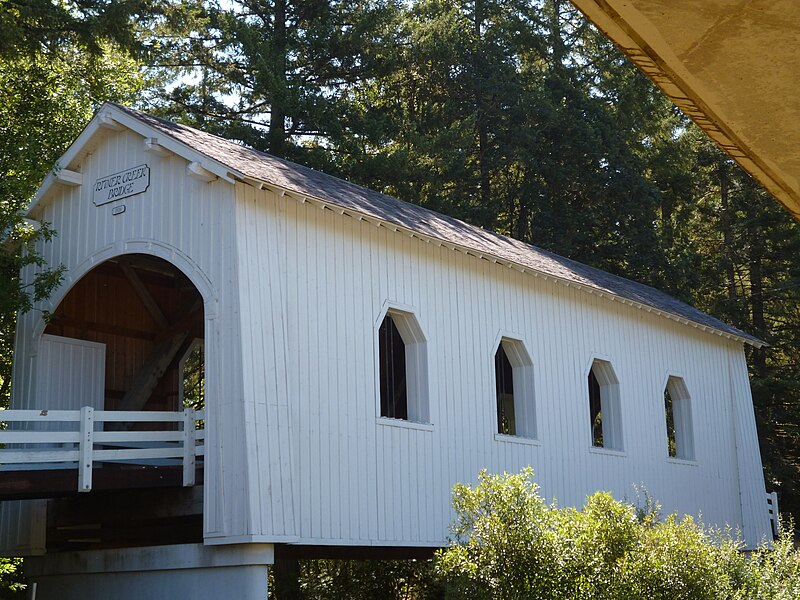 File:Ritner Creek Covered Bridge on Oregon 223..JPG