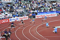 Běh na 400 metrů překážek na stadionu Bislett v Oslu při Diamantové lize 2010