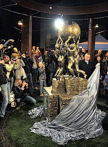 Inauguration du Monument à Wikipédia, à Słubice en Pologne, le 22 octobre 2014.