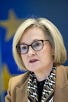 Mairead McGuinnessová v roce 2023