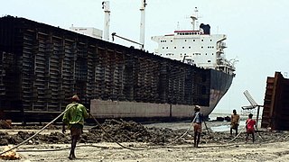 Jafrabad Chittagong shipbreaking (8).JPG