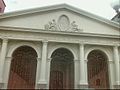 Teatro Pedro Díaz: Este teatro se edificó en 1889 y se inauguró en 1896 manteniendo su decoración original hasta 1905, fue remplazado por columnas sobre pedestales y con una diana neoclásica en el remate, su fachada no es perpendicular a su eje debido a que tiene un estilo herradura propia del Porfiriato.