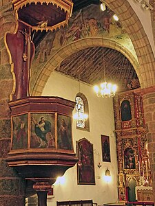 Capilla de la Soledad tras el púltpito