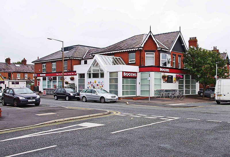 File:Booths Supermarket, 38-40 Woodlands Road, Ansdell, Lytham - geograph.org.uk - 3176164.jpg