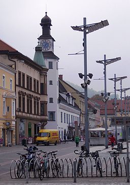 Torget och det gamla rådhuset